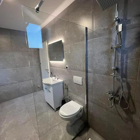 Old Town Hideaway Apartment *