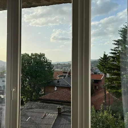 Old Town Hideaway Apartment *
